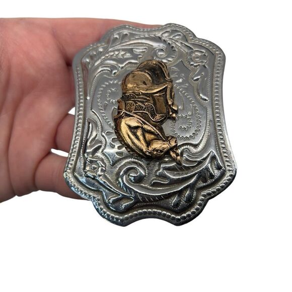 Vintage bronco cowboy horse riding Bull Belt Buckle rodeo Cowboy 3” buckle - Picture 6 of 11